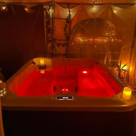 Choisy Le Jacuzzi B&B 외부 사진